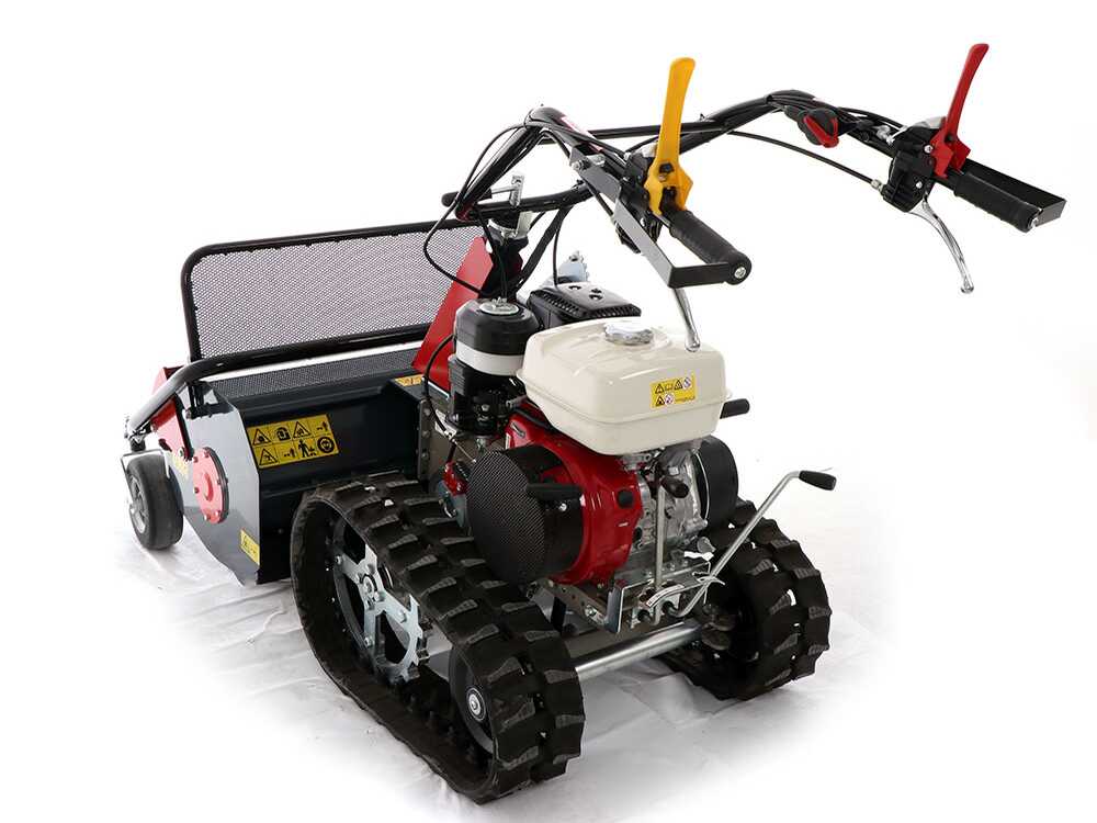benassi t750 shd tondeuse débroussailleuse professionnelle à couteaux sur chenilles honda gx270 Benassi T750 SHD - Tondeuse débroussailleuse professionnelle à couteaux sur chenilles - Honda GX270