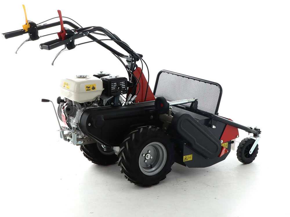 benassi t750s tondeuse débroussailleuse professionnelle à couteaux honda gx270 Benassi T750S - Tondeuse débroussailleuse professionnelle à couteaux - Honda GX270