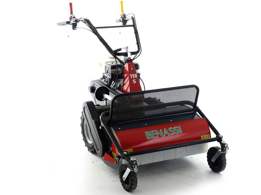 benassi t750s tondeuse débroussailleuse professionnelle à couteaux honda gx270 Benassi T750S - Tondeuse débroussailleuse professionnelle à couteaux - Honda GX270