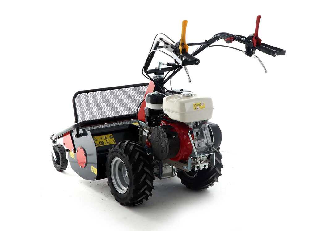 benassi t750s tondeuse débroussailleuse professionnelle à couteaux honda gx270 Benassi T750S - Tondeuse débroussailleuse professionnelle à couteaux - Honda GX270