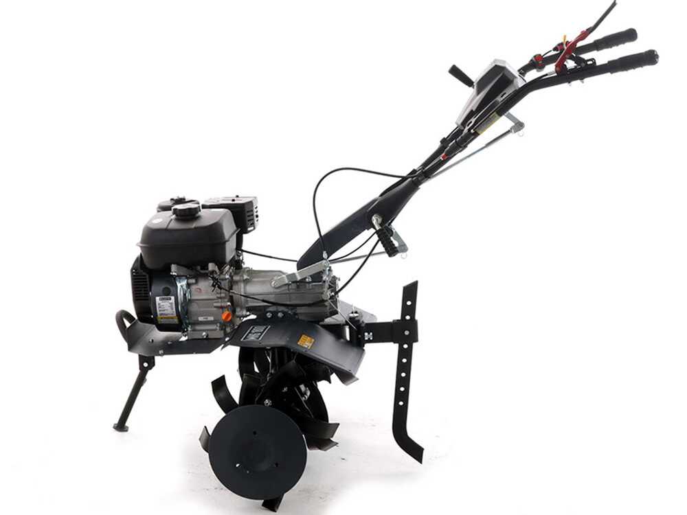 motobineuse blackstone mhg 1800 avec moteur thermique à essence 212 cm3 Motobineuse BlackStone MHG 1800 avec moteur thermique à essence 212 cm3