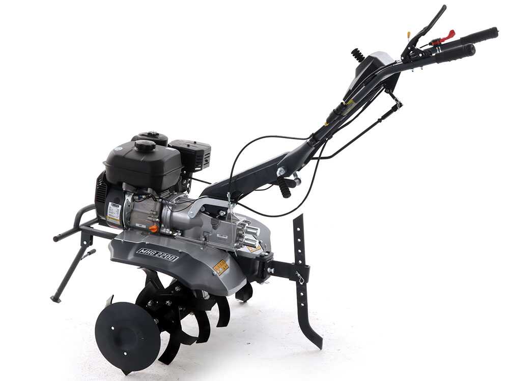 motobineuse blackstone mhg 2200 avec moteur thermique à essence 212 cm3 Motobineuse BlackStone MHG 2200 avec moteur thermique à essence 212 cm3